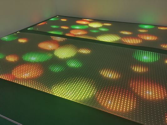 Super Slim Flexible Transparent LED Film Adhesive Advertising LED Display dla sprzedaży detalicznej DC5V P4